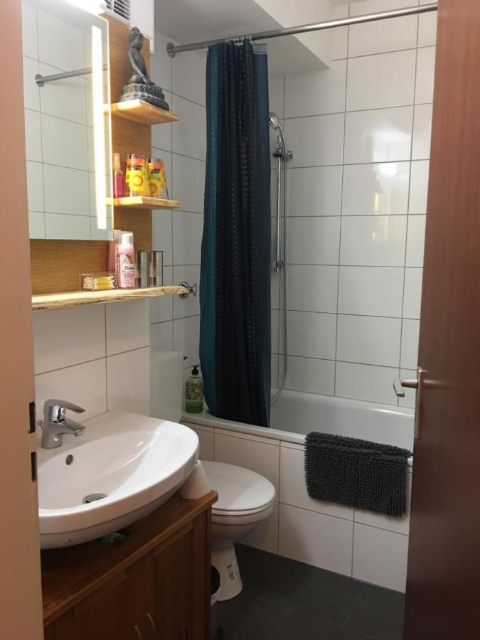 Mitten In Duesseldorf Düsseldorf Exterior foto